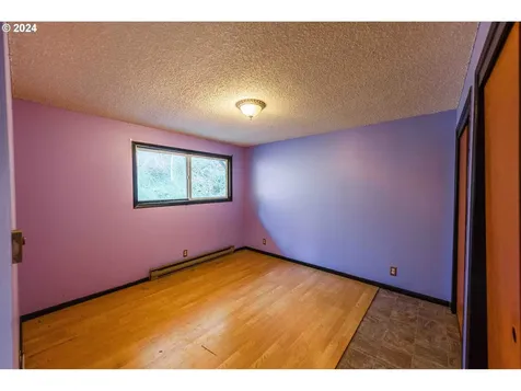 94505 Golf Course Lane North Bend OR 97459