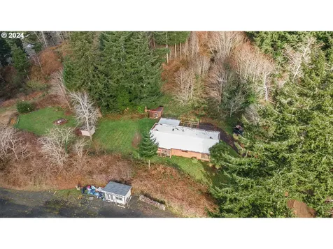 94505 Golf Course Lane North Bend OR 97459