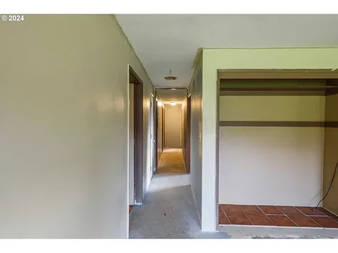 94505 Golf Course Lane North Bend OR 97459