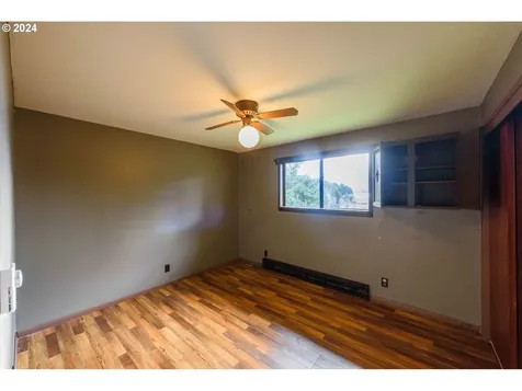 94505 Golf Course Lane North Bend OR 97459