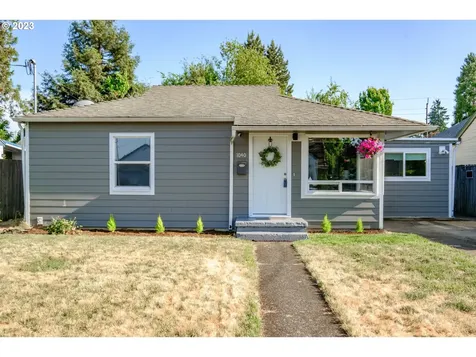 1040 Oxford Street Se Salem OR 97302