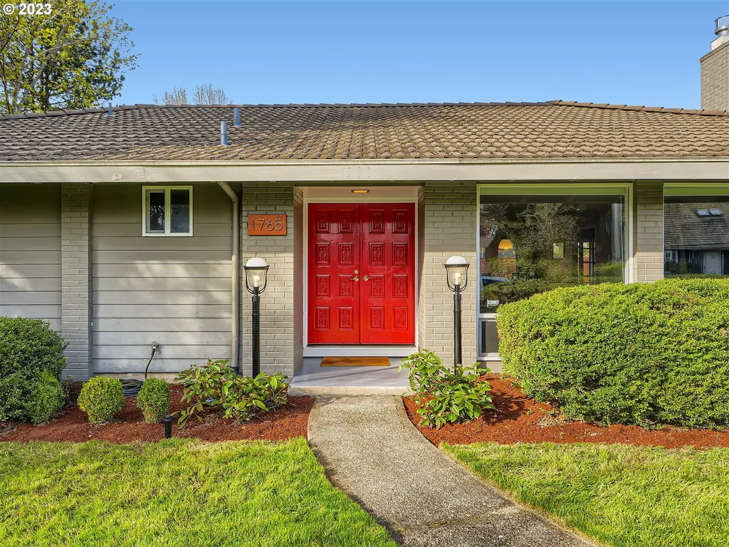 1765 Nw Arcadia Court Beaverton OR 97006