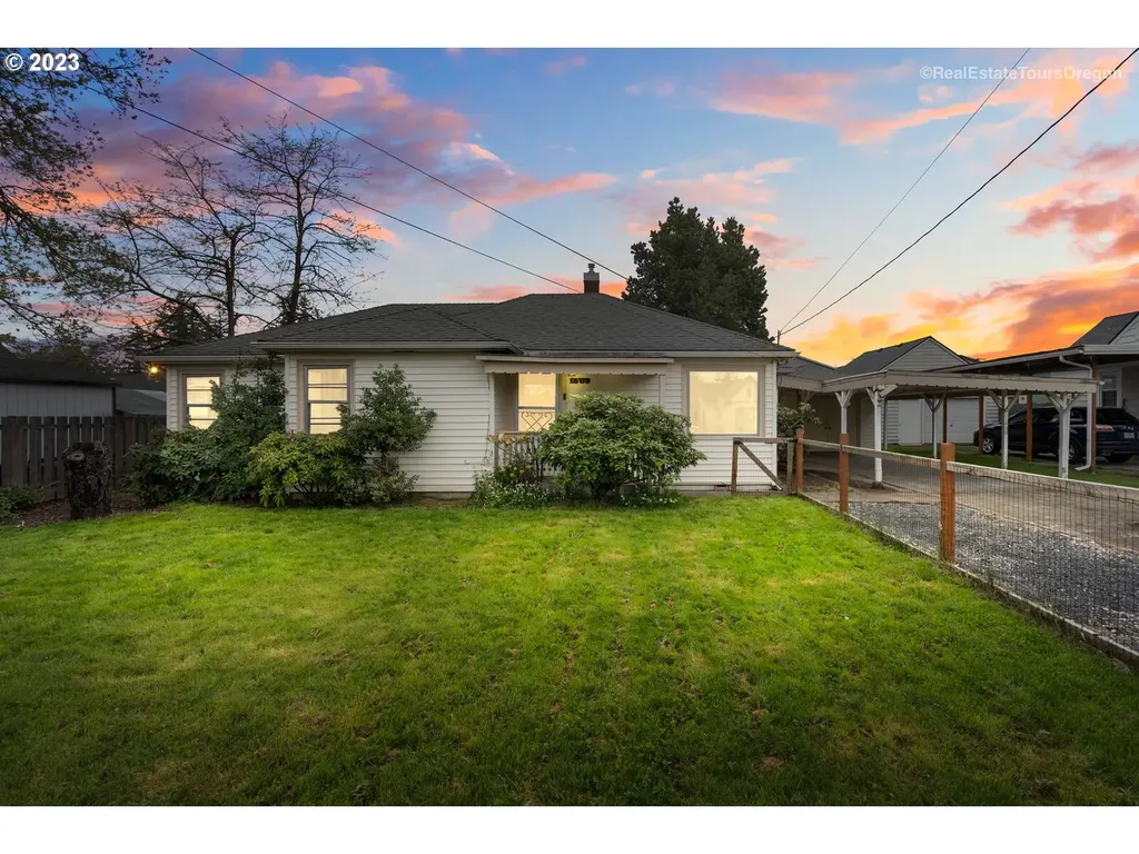 1509 E 2nd Street Newberg OR 97132