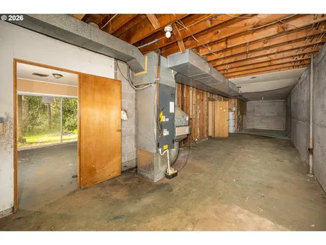 11736 Orchard Avenue Mapleton OR 97453