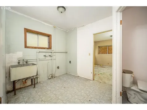 11736 Orchard Avenue Mapleton OR 97453