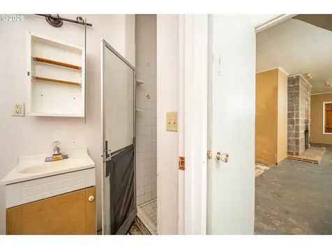11736 Orchard Avenue Mapleton OR 97453