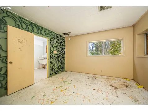 11736 Orchard Avenue Mapleton OR 97453