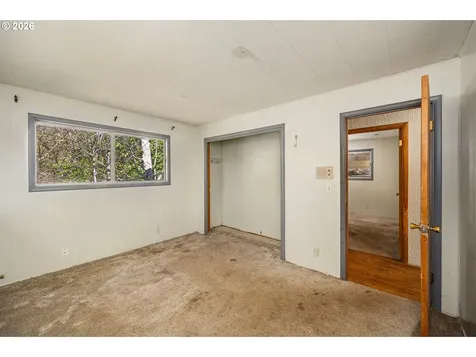 11736 Orchard Avenue Mapleton OR 97453