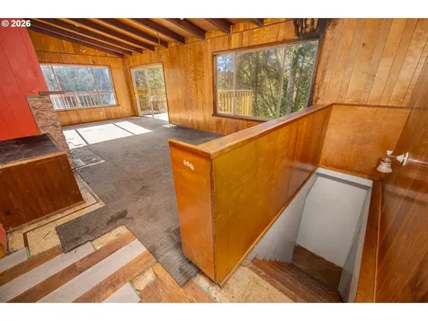 11736 Orchard Avenue Mapleton OR 97453