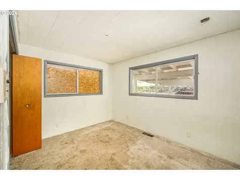 11736 Orchard Avenue Mapleton OR 97453
