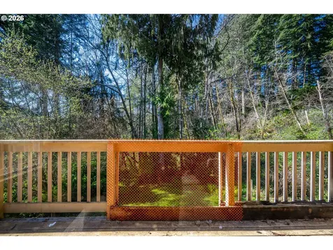 11736 Orchard Avenue Mapleton OR 97453