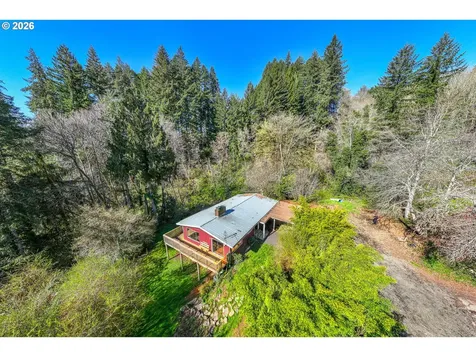 11736 Orchard Avenue Mapleton OR 97453