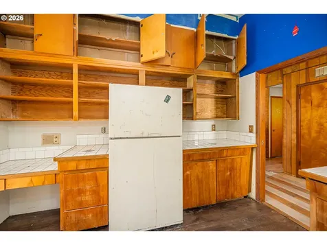 11736 Orchard Avenue Mapleton OR 97453
