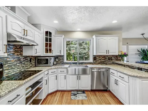 2940 Robinwood Drive Forest Grove OR 97116
