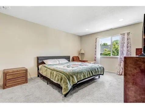 2940 Robinwood Drive Forest Grove OR 97116