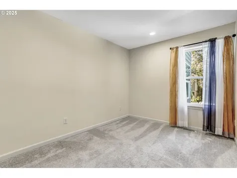 2940 Robinwood Drive Forest Grove OR 97116