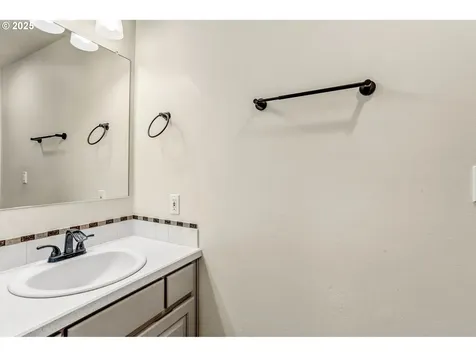 2940 Robinwood Drive Forest Grove OR 97116