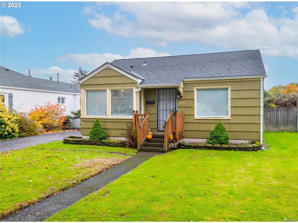 3129 Fir Street Longview WA 98632
