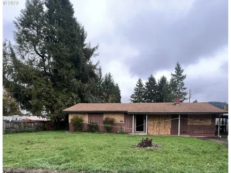 1040 S 8th Street Cottage Grove OR 97424
