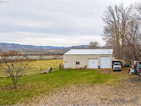 46107 Snake River Road Richland OR 97870