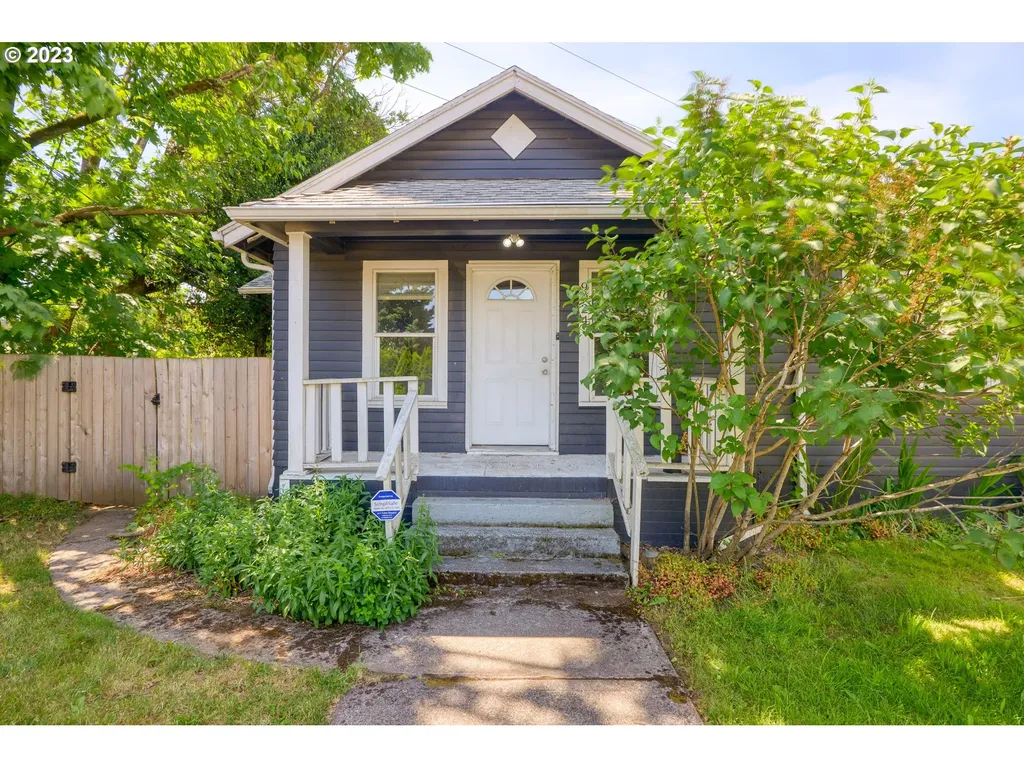 9924 Se Duke Street Portland OR 97266