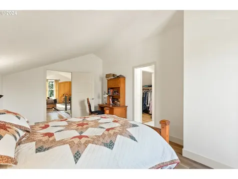 2825 Nw Eastway Court Beaverton OR 97006