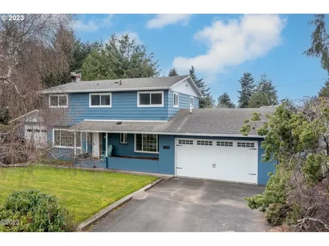 3235 Ne West Devils Lake Road Lincoln City OR 97367
