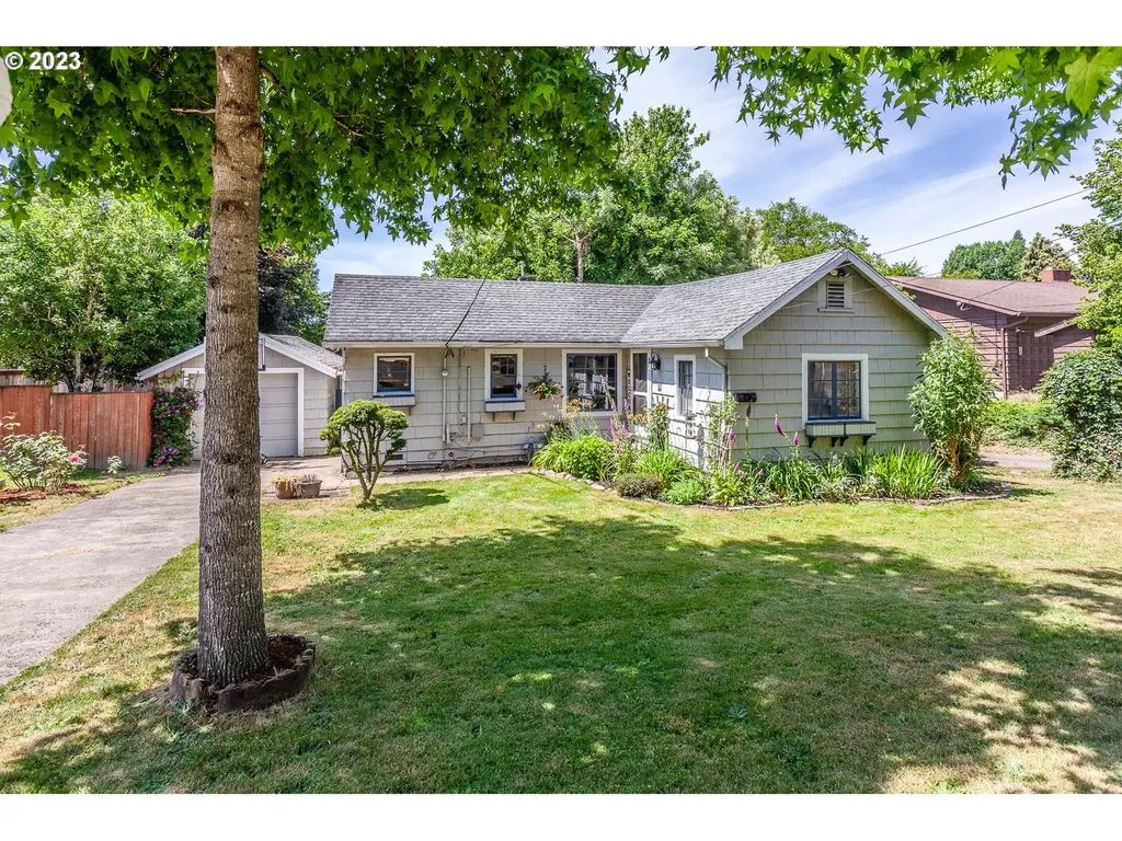 5316 Se Malden Drive Portland OR 97206