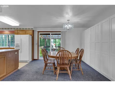 1931 Bonnie Lane Springfield OR 97477