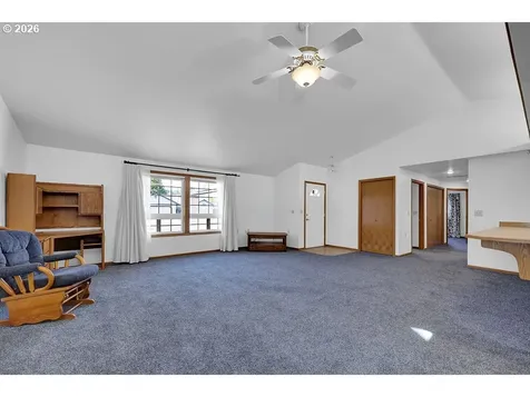 1931 Bonnie Lane Springfield OR 97477
