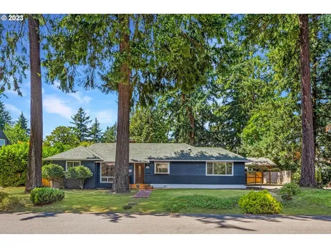 921 Ne 111th Avenue Portland OR 97220