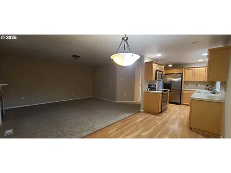 13618 Gaffney Lane Oregon City OR 97045