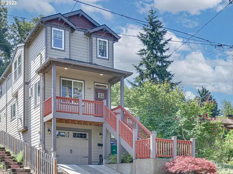 6424 Se Ash Street Portland OR 97215