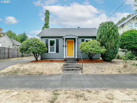 1622 Se Tenino Street Portland OR 97202