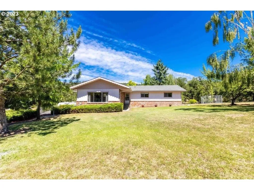 680 Speedway Road Roseburg OR 97471