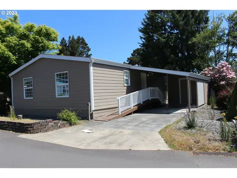 415 Shorepines Avenue Coos Bay OR 97420