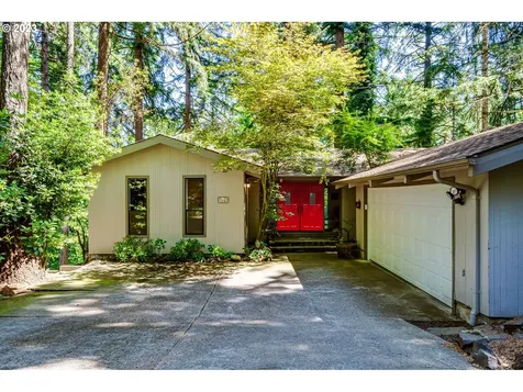 1941 Dogwood Drive Eugene OR 97405