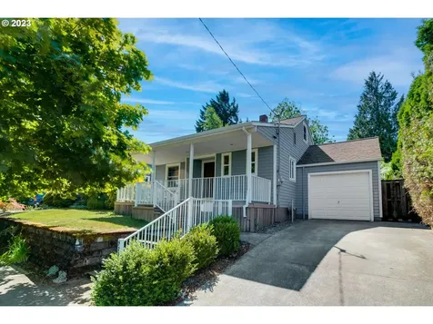7233 N Macrum Avenue Portland OR 97203