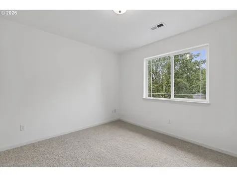 2718 NW 117th Circle Vancouver WA 98685