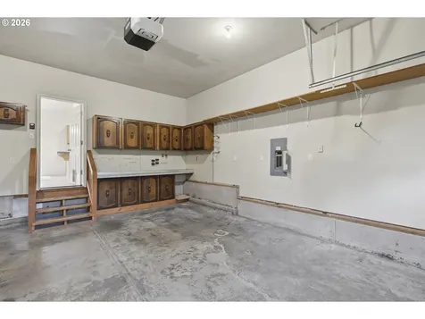 2718 NW 117th Circle Vancouver WA 98685