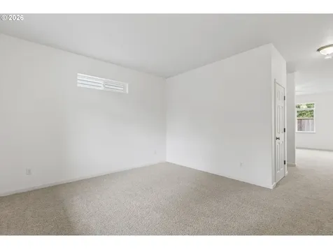 2718 NW 117th Circle Vancouver WA 98685