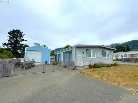97981 W Benham Lane Brookings OR 97415
