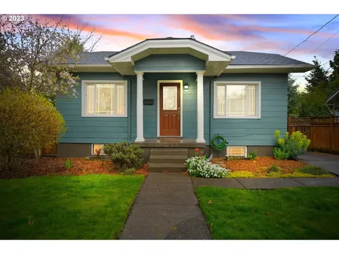 2105 N Winchell Street Portland OR 97217