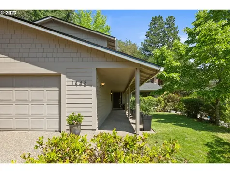 1448 Greentree Circle Lake Oswego OR 97034