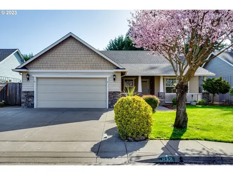 833 Shady Creek Drive Springfield OR 97478