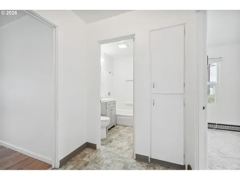 1034 16th Avenue Longview WA 98632