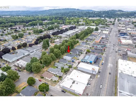 1034 16th Avenue Longview WA 98632