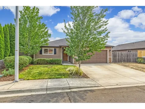 3428 Trent Avenue White City OR 97503