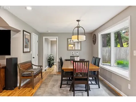 19113 Terry Avenue Lake Oswego OR 97035