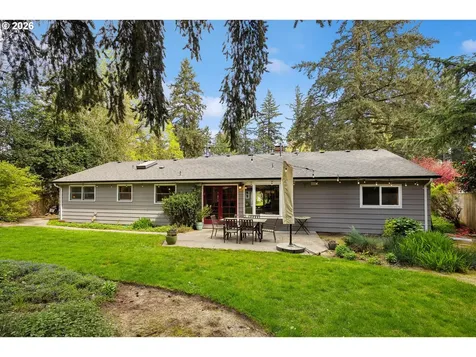 19113 Terry Avenue Lake Oswego OR 97035